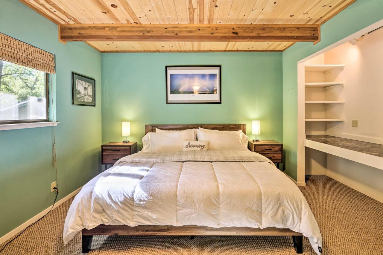 Spacious Groveland Cabin With Wraparound Deck! المظهر الخارجي الصورة