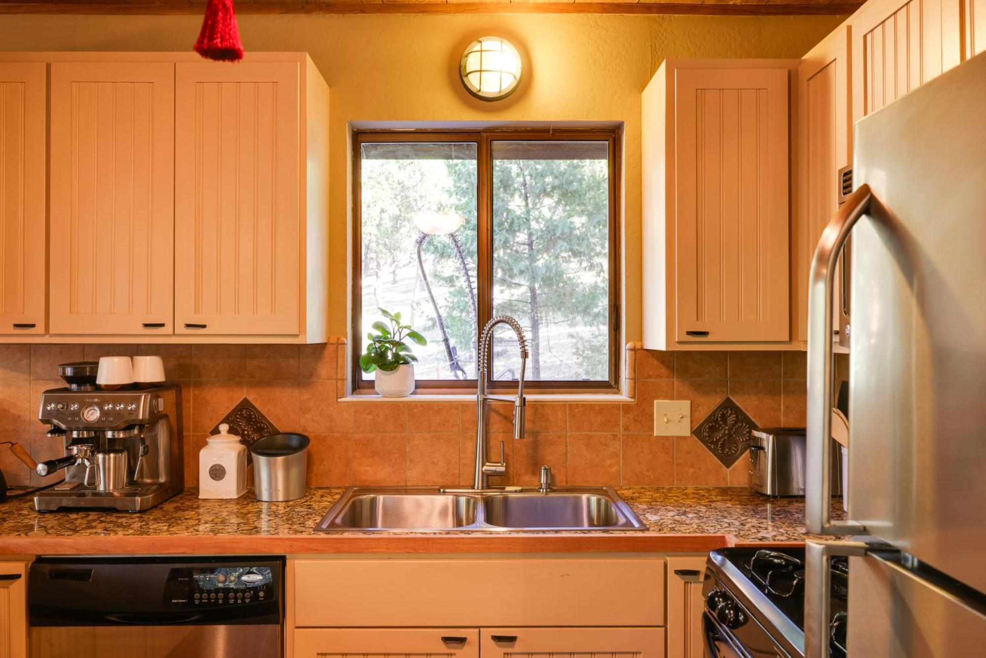 Spacious Groveland Cabin With Wraparound Deck! المظهر الخارجي الصورة