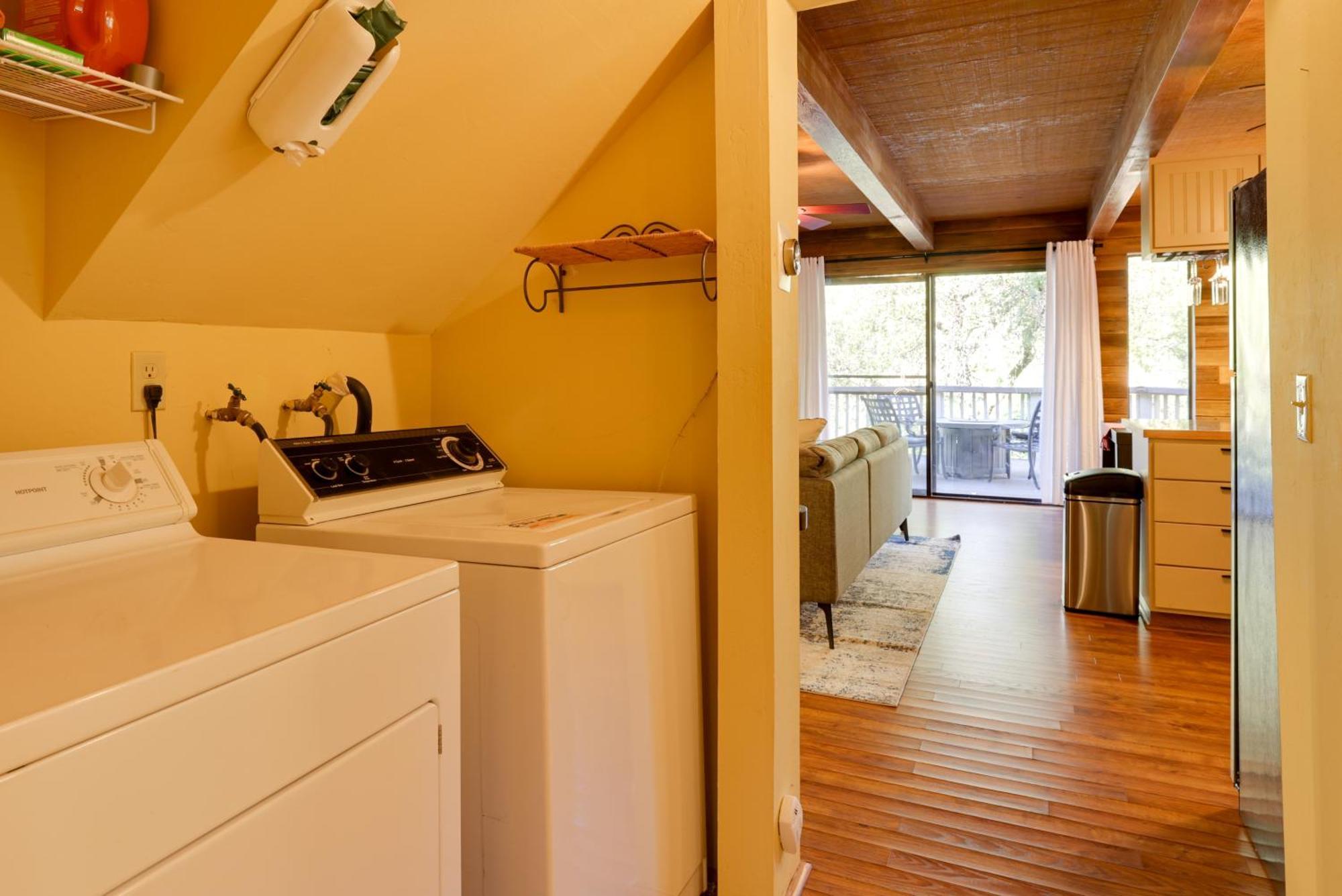 Spacious Groveland Cabin With Wraparound Deck! المظهر الخارجي الصورة
